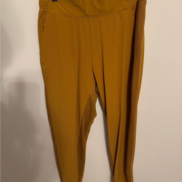 Athleta Mustard Brooklyn Texted Joggers - Picture 1 of 2